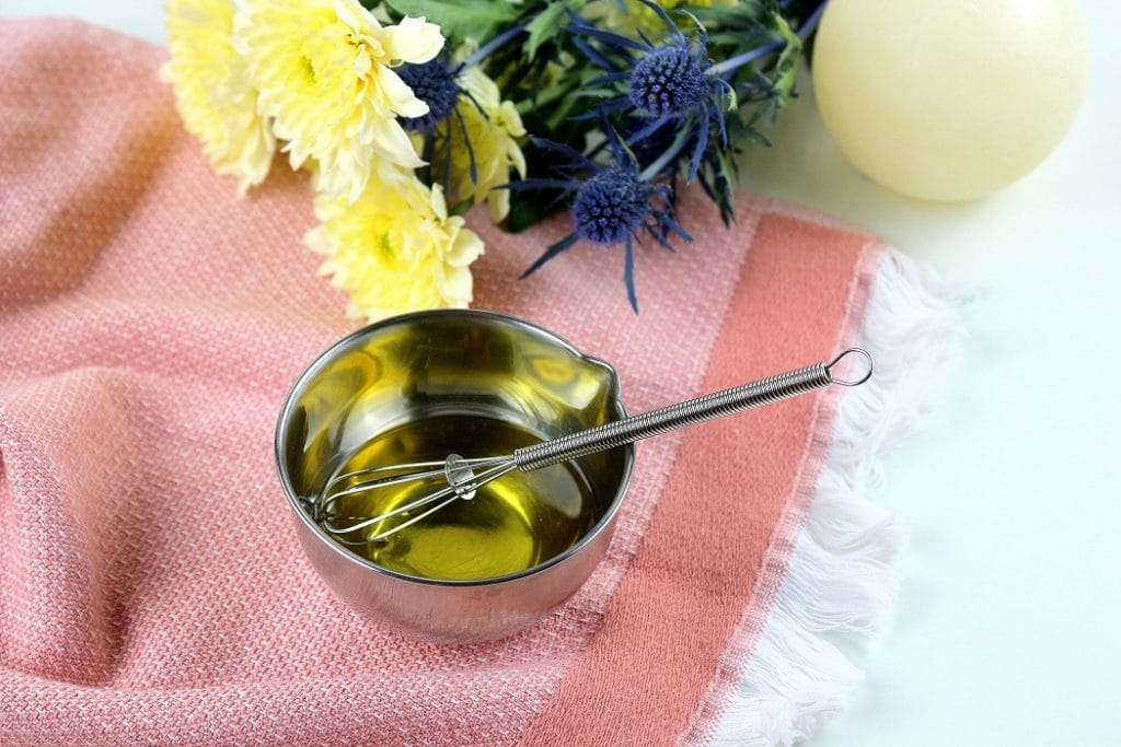 recette huile de massage maison - only laurie