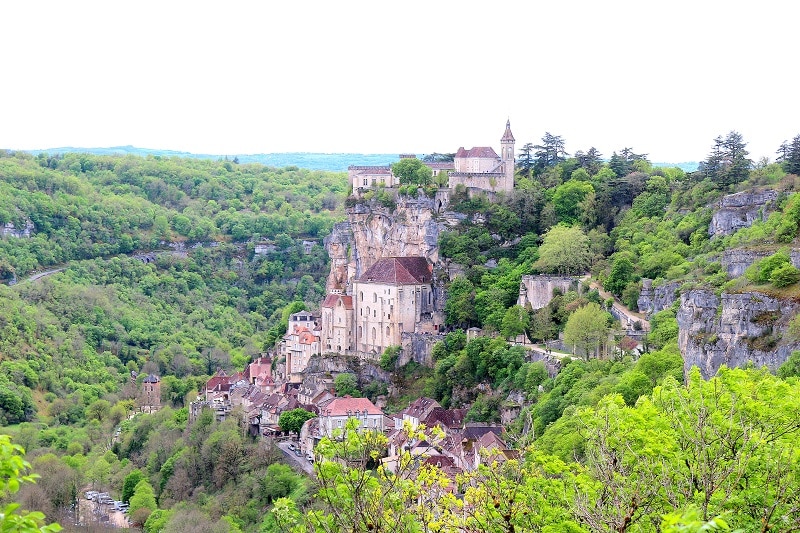 Magnifique cité de Rocamadour dans le Lot. Une des 5 régions à découvrir en France cet été. 