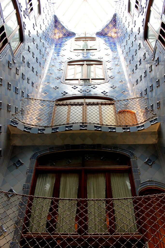 Intérieur de la casa Batllo de Gaudi à Barcelone. 