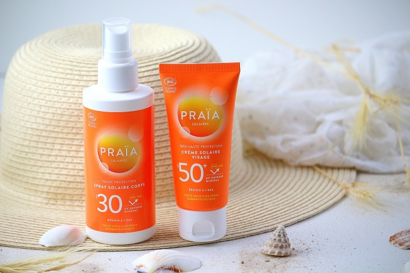 Crème solaire et spray solaires bio protection 50 et 30 de la marque bio Praia.  Avec une bonne protection, ne collent pas et ne blanchissent pas. 